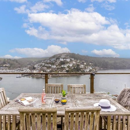 Uphigh - Elevated Family Home With Stunning River Views Dartmouth Buitenkant foto